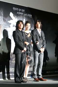 ▲ KBS '액션 사극' 추노의 세 주인공 장혁, 이다해, 오지호(왼쪽부터). ⓒ 뉴데일리 