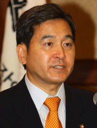 ▲ 국회 예산결산특별위원회 위원장 심재철 한나라당 의원ⓒ연합뉴스