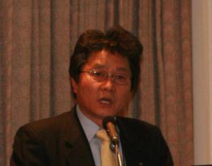 ▲ 염경택 수자원공사 4대강추진본부장이 29일 ‘전국환경단체협의회' 결성식에서 강연을 하고 있다. ⓒ 뉴데일리