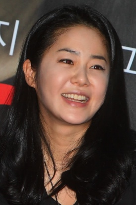 ▲ 2009 MBC 연기대상 시상식에서 영예의 대상을 차지한 탤런트 고현정.  ⓒ 연합뉴스