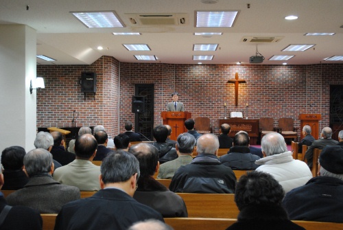 ▲ (사)건국대통령이승만박사기념사업회(회장 강영훈)와 우남이승만연구회(회장 이주영)는 18일 서울 정동제일교회 아펜젤러홀에서 '이승만과 한미상호방위조약 체결과정'이라는 주제로 '제52차 콜로퀴엄'을 열렸다.  ⓒ 뉴데일리