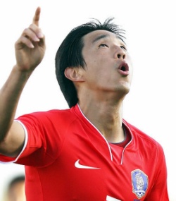 ▲ 18일 오후 스페인 말라가 에스타디오 시우다드 데 말라가에서 열린 축구대표팀과 핀란드와의 평가전에서 오범석이 선취골을 넣은 후 기뻐하고 있다. ⓒ&nbsp;연합뉴스