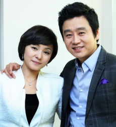 ▲ 지난달 22일 MBC '기분 좋은 날'에 함께 출연한 이광기 박지영 부부. ⓒ&nbsp;연합뉴스