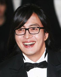 ▲ 배우 배용준. 일본 도쿄(東京)에 한식당을 운영하고 있는 배용준은 이를 인연으로 지난해 5월 출범한 한식세계화추진단의 민간위원으로 위촉된 바 있다. ⓒ 연합뉴스