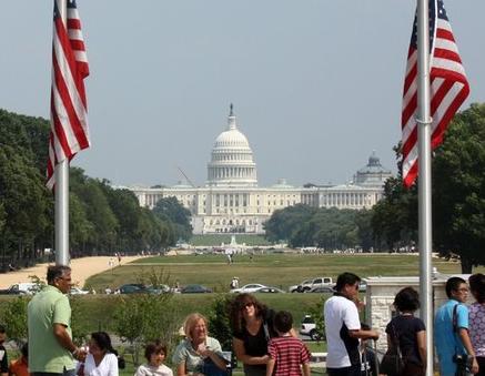 ▲ 절제와 품위, 협상과 타협의 민주주의 상징 미국 국회의사당.