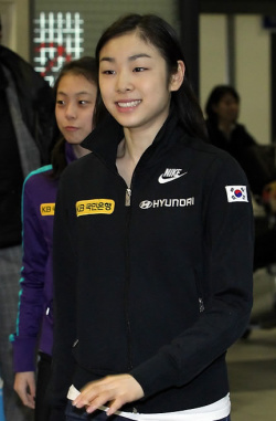 ▲ 토리노에 입성한 김연아 선수 ⓒ&nbsp;연합뉴스