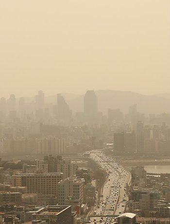 ▲ 서울 도심을 뒤덮은 황사 ⓒ 연합뉴스