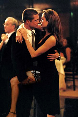 ▲ 영화 '미스터 앤 미세스 스미스'에 함께 출연한 브래드 피트와 안젤리나 졸리 ⓒ 영화스틸컷