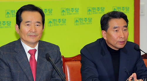 ▲ 정세균 민주당 대표(왼쪽),이강래 원내대표(오른쪽)ⓒ 연합뉴스