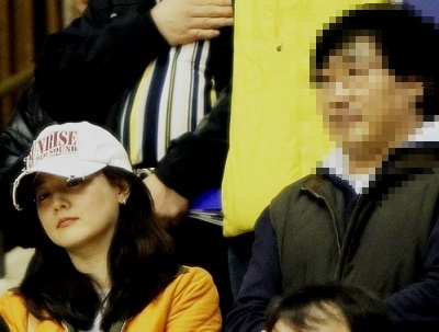 ▲ 이영애와 남편 정모씨&nbsp; ⓒ 연합뉴스