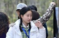 ▲ '못난이' 논란에 휩싸인 장이머우(57)의 새영화 '산사수의 연정'의 여주인공 &lsquo;징추&rsquo;. ⓒ&nbsp;온바오닷컴