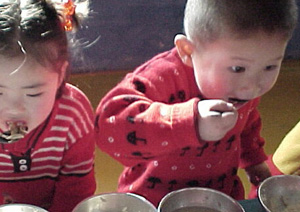 ▲ 5세 이하 북한 어린이 다섯 명 중 한 명이 영양실조를 앓고 있다 ⓒ 자료사진