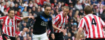 ▲ 선더랜드 문전을 휘젓고 있는 맨유의 베르바토프(좌측 2번째).