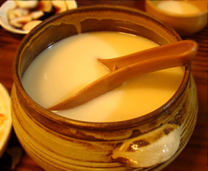 ▲ '소주'의 자리를 위협하고 있는 막걸리 ⓒ 뉴데일리