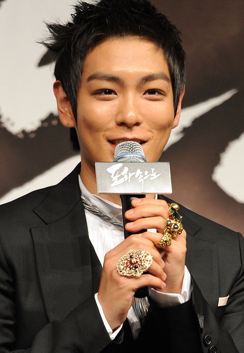 ▲ 영화 '포화속으로' 제작보고회에 참석한&nbsp;T.O.P ⓒ 김상엽 기자