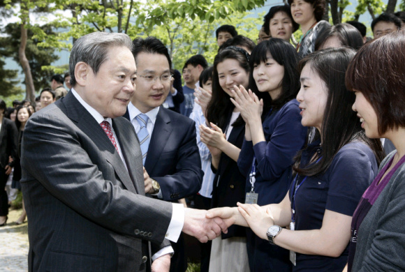 ▲ 반도체 기공식 행사에 참석한 이건희 삼성그룹 회장 ⓒ 뉴데일리