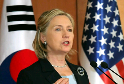 ▲ 힐러리 클린턴 미국 국무장관이 26일 오후 서울 도렴동 외교부 청사에서 열린 천안함 사태 관련 한미 외교장관 공동 기자회견에서 취재진의 질문에 답하고 있다. ⓒ 연합뉴스