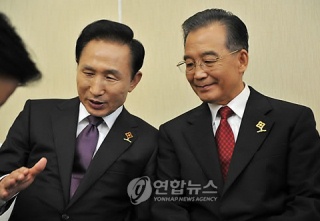 ▲ 이명박 대통령과 원자바오 중국총리.