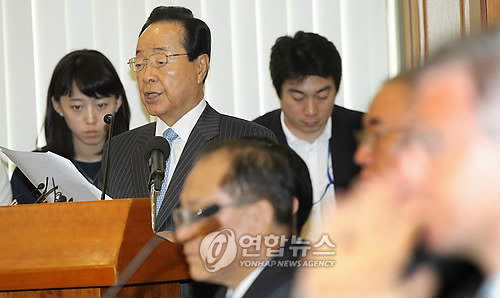 ▲ 14일 국회에서 열린 &lsquo;북한 반인도범죄 유엔 조사 촉구 기자회견&rsquo;에서 지지발언을 하고 있는 김영삼 전 대통령 ⓒ 연합뉴스