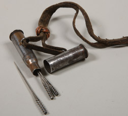 ▲ 총알로 만든 침통