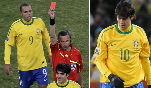 ▲ 2반칙으로 퇴장당하는 브리질의 미드필더 카카. ⓒ 연합뉴스