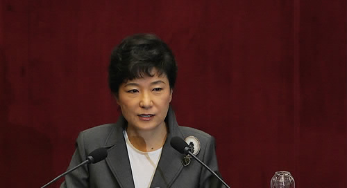 ▲ 박근혜 한나라당 전 대표가 29일 오후 국회 본회의에서 세종시 수정안에 대해 반대토론을 하고 있다. ⓒ연합뉴스