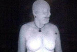 ▲ 알몸투시기에 비친 인체 영상 ⓒ&nbsp;자료사진