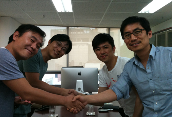 ▲ 좌측부터 '열혈강호' 원작자 양재현, 전극진, 드리머스 엔터테인먼트 오상준 대표, 한진 프로듀서 ⓒ 뉴데일리 