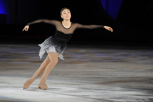 ▲ 지난해 아이스쇼에서 환상적인 연기를 선보인 김연아&nbsp;선수 ⓒ 김상엽 기자