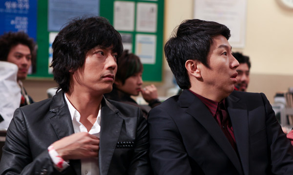 ▲ 영화 '퀴즈왕' 한재석(좌)과 김수로(우) ⓒ 뉴데일리