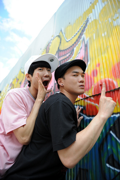 ▲ 철들지 않는 음악을 하고 싶다는 두 남자&nbsp;DOZ. ⓒ 김상엽 기자