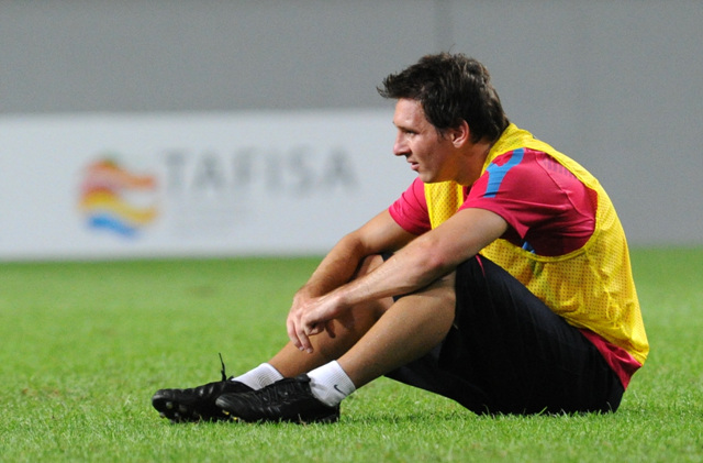 ▲ 훈련 중 휴식을 취하고 있는 메시. ⓒ 박지현 기자