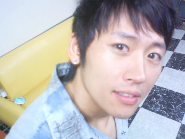 ▲ V.O.S 탈퇴를 선언한 리더 박지헌 ⓒ 박지헌 미니홈피