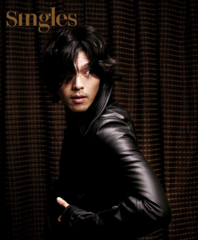 ▲ 패션화보서 고독한 남자로 변신한 배우 현빈. ⓒ 뉴데일리