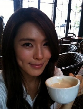 ▲ 최근 탤런트 송승헌과 열애설이 불거져 화제선상에 오른 가수 손담비가 '비키니가 가장 잘 어울릴 것 같은 여가수' 1위에 올랐다.