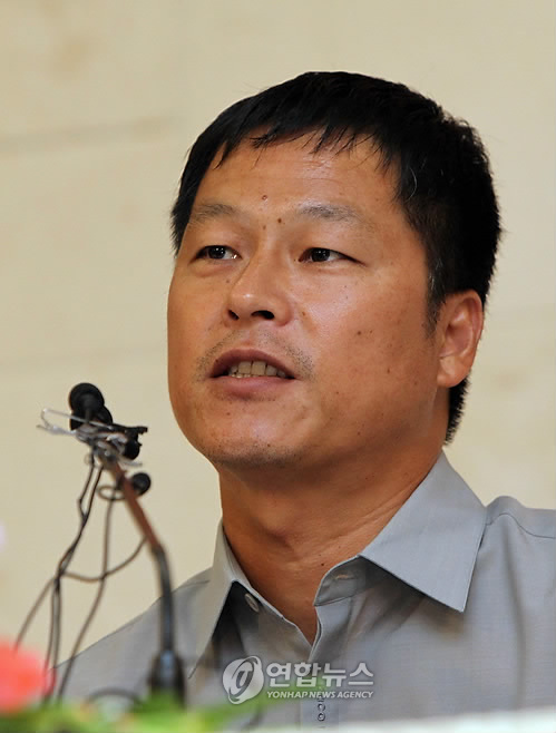 ▲ 한화 구대성이 22일 대전 유성호텔에서 은퇴 기자회견을 갖고 소감을 말하고 있다.