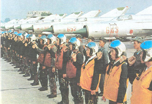 ▲ 북한 전투기 조종사들 ⓒ&nbsp;유용원의 군사세계&nbsp;
