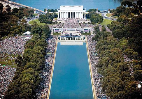 ▲ 워싱턴 기념탑주변서 열린 미국 보수세력 군중집회.&nbsp;ⓒ 연합뉴스
