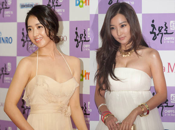 ▲ 2010 서울충무로국제영화제 개막식에 참석한 배우 김민정(좌)과 이인혜(우)