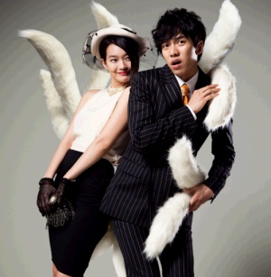 ▲ 드라마 '내 여자친구는 구미호'의 히로인 신민아와 이승기.  ⓒSBS 제공