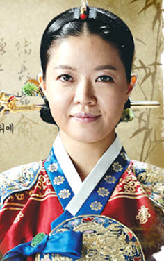 ▲ 드라마 이산에서 정순왕후로 출연한 김여진ⓒ