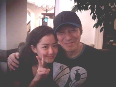 ▲ 문근영과 셀카를 공개한 배우 김갑수.ⓒ김갑수 트위터