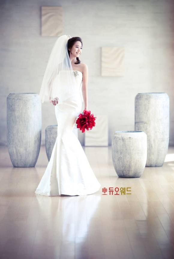 ▲ 김정근-이지애 웨딩화보   ⓒ올제스튜디오