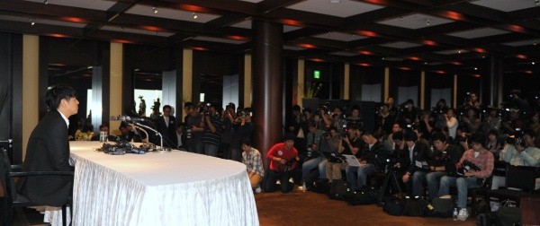 ▲ 류시원의 결혼 발표 취재를 위해 한·일 양국에서 모여든 취재진.  ⓒ 박지현 기자