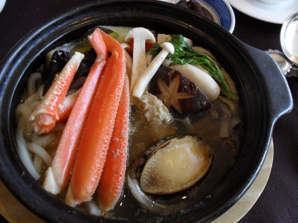 ▲ 봄철 대게 특선요리