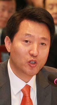 ▲ 오세훈 서울시장이 11일 국회 행정안전위원회의 국정감사를 받고 있다. ⓒ연합뉴스