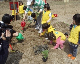 강동구는 어린이 전용 친환경 체험농장을 운영중이다. ⓒ 서울시