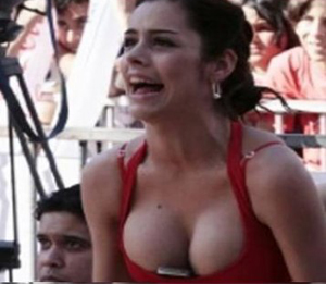 ▲ '파라과이 응원녀'로 잘 알려진 모델 라리사리켈메.  