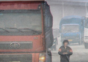 ▲ 중국에서 ‘인간 네비게에션’이 인기를 끌고 있다.ⓒ온바오닷컴