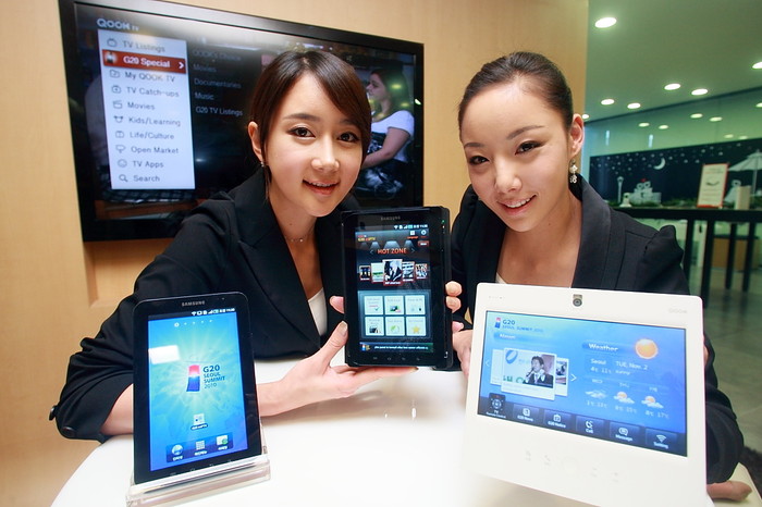 ▲ KT는 3일 G20 정상들이 사용할 IPTV, 스타일폰, 모바일 IPTV 등을 선보였다. KT는 G20 정상들이 자국의 언어로 자국의 방송을 볼 수 있도록 하는 등 ‘한국의 배려문화’를 첨단 IT로 구현해냈다고 밝혔다.ⓒ뉴데일리